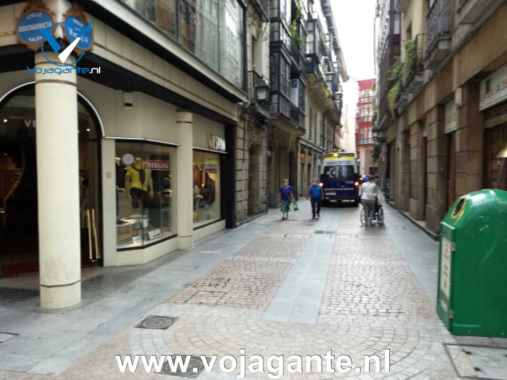 Een van de vele pittoreske straatjes in de Casco Viejo Een van de vele pittoreske straatjes in de Casco Viejo