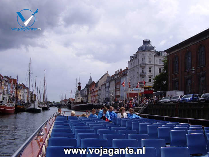 Grachtenrondvaart Kopenhagen vanaf Nyhavn Grachtenrondvaart Kopenhagen vanaf Nyhavn