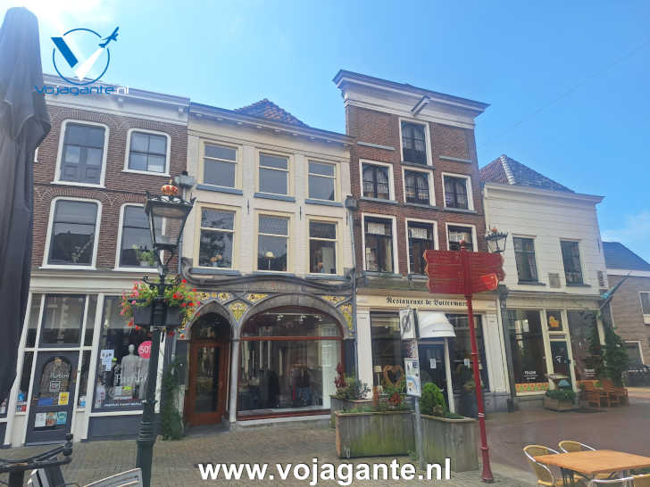 Het sfeervolle historische centrum van Kampen Het sfeervolle historische centrum van Kampen